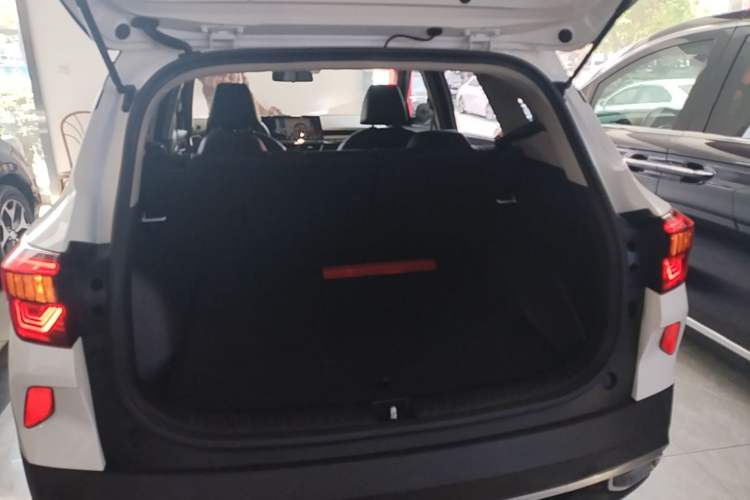 Used Kia KX3 2021 1.5L CVT Trend Edition Trunk