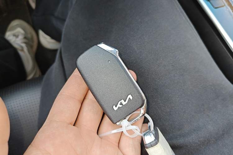 Used Kia KX3 2021 1.5L CVT Trend Edition Vehicle Key