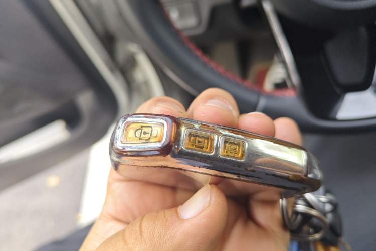 Used Kia KX3 2021 1.5L CVT Trend Edition Vehicle Key