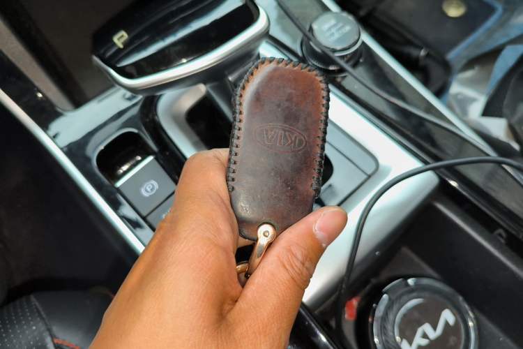Used Kia KX3 2021 1.5L CVT Trend Edition Vehicle Key