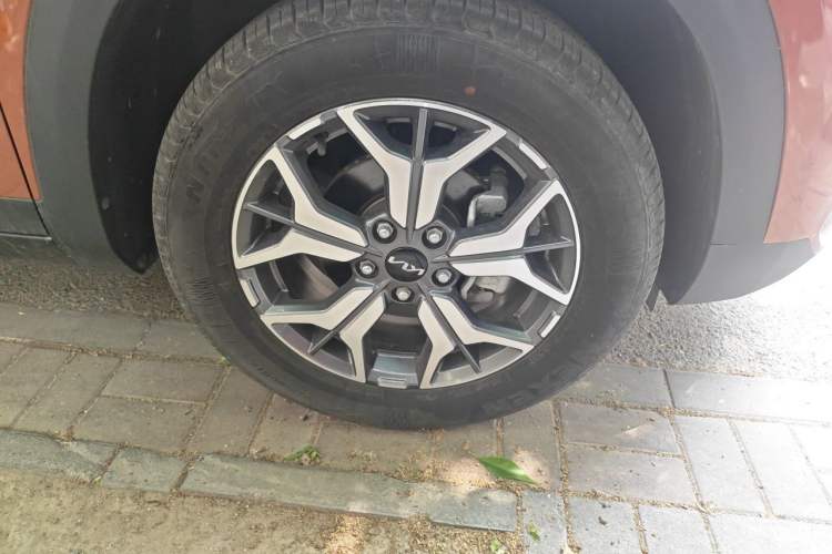 Used Kia KX3 2021 1.5L CVT Trend Edition Exterior 1