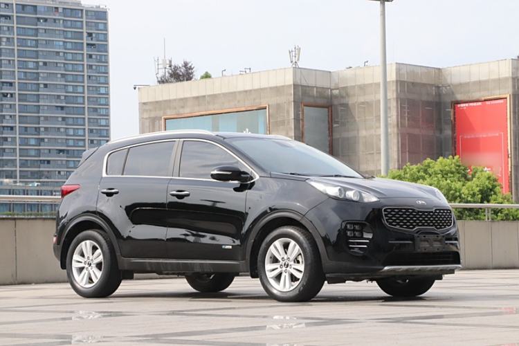 Used Kia KX5 2016 1.6T Automatic Two-Wheel Drive DLX Exterior 2