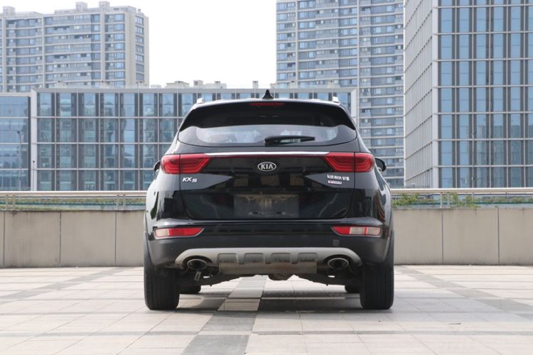 Used Kia KX5 2016 1.6T Automatic Two-Wheel Drive DLX Exterior 4