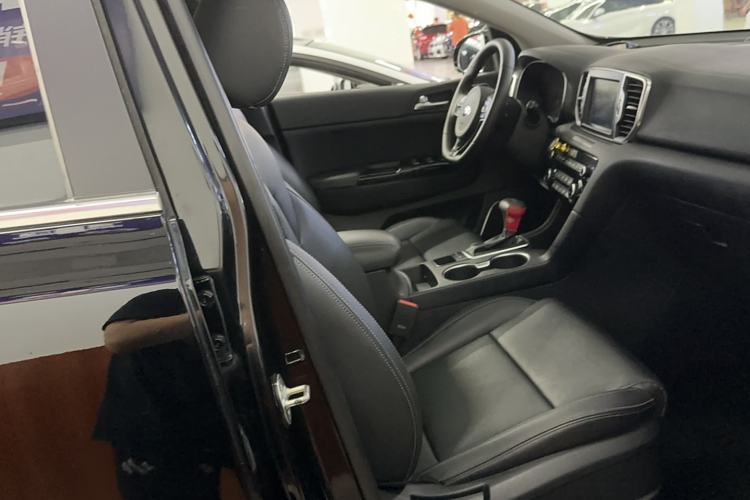 Used Kia KX5 2016 1.6T Automatic Two-Wheel Drive DLX Right Front Seat