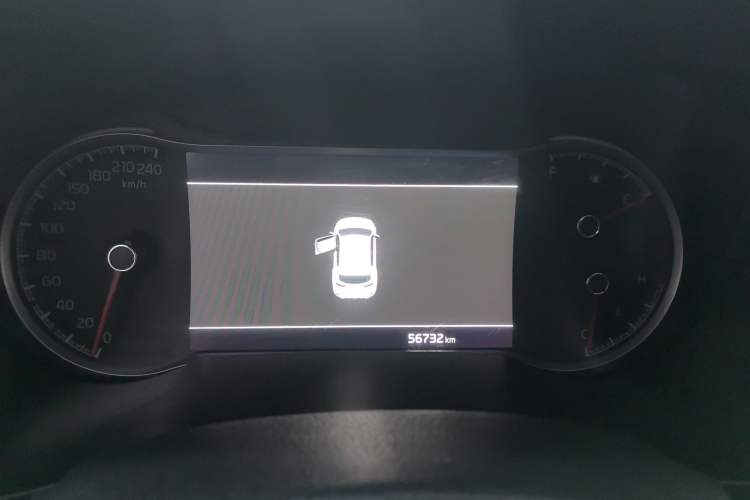 Used Kia KX5 2019 1.6T Automatic Two-Wheel Drive Luxury Edition Odometer Close Up