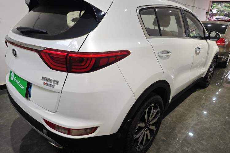 Used Kia KX5 2017 1.6T Automatic Two-Wheel Drive 15th Anniversary Special Edition DLX Rear Right 45 Deg