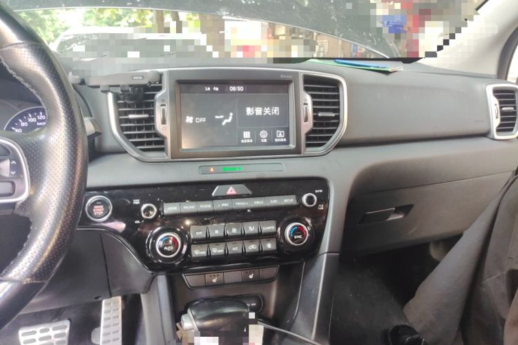 Used Kia KX5 2016 1.6T Automatic Two-Wheel Drive DLX Audio And AC Panel