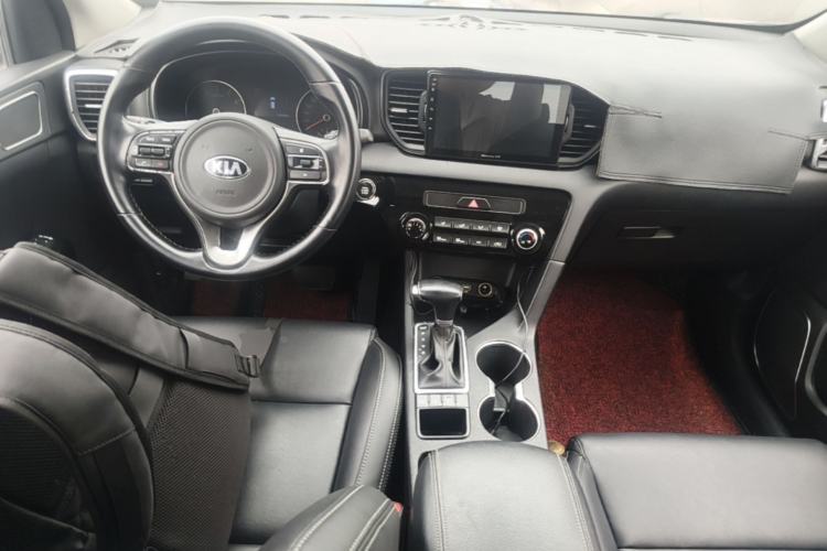 Used Kia KX5 2016 2.0L Automatic 2WD GLS Center Console