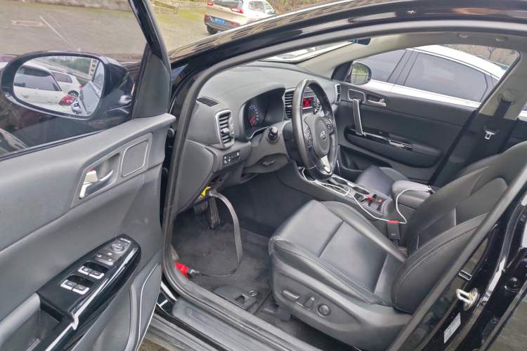 Used Kia KX5 2016 2.0L Automatic 2WD GLS Driver Seat