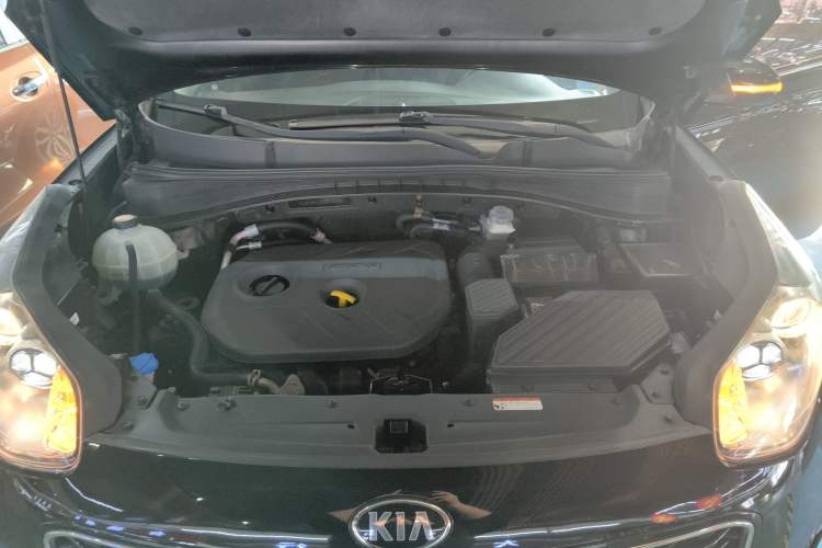 Used Kia KX5 2016 2.0L Automatic 2WD Premium Engine Bay