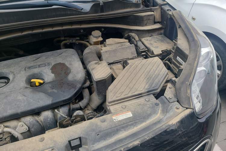 Used Kia KX5 2016 2.0L Automatic 2WD Premium Engine Bay Left