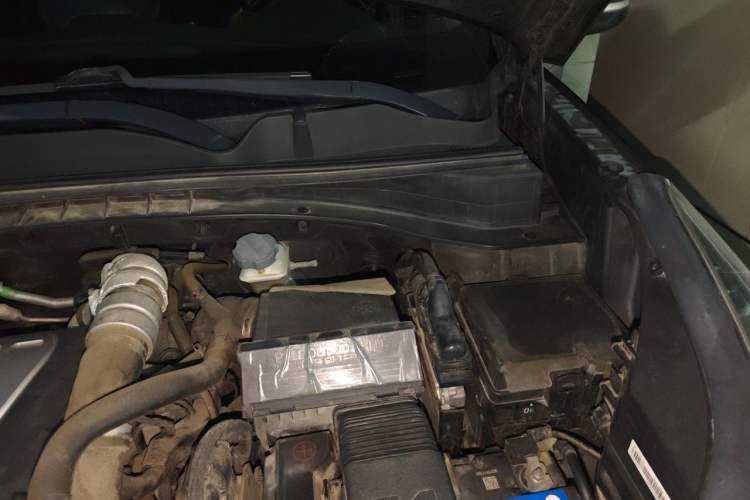 Used Kia KX5 2016 1.6T Automatic Two-Wheel Drive Premium Engine Bay Left