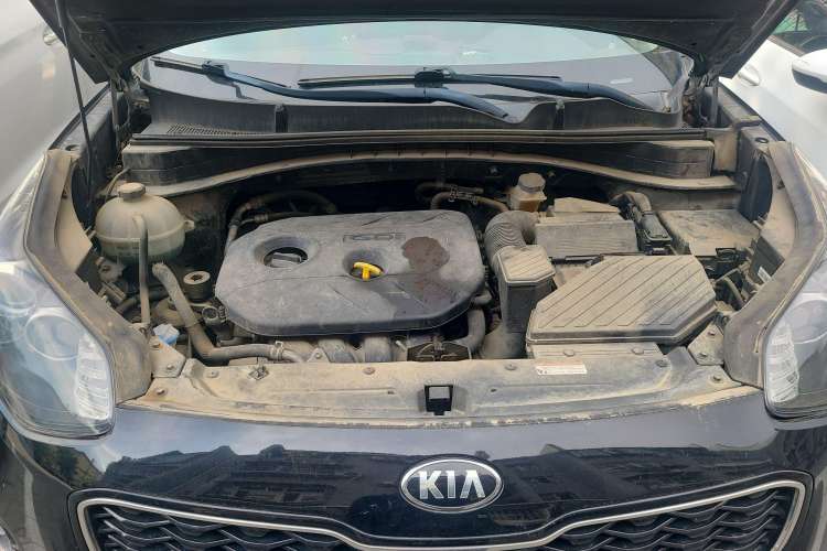 Used Kia KX5 2016 2.0L Automatic 2WD Premium Engine Bay