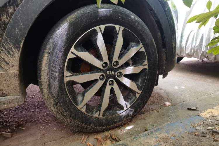 Used Kia KX5 2016 1.6T Automatic Two-Wheel Drive Premium Exterior 1