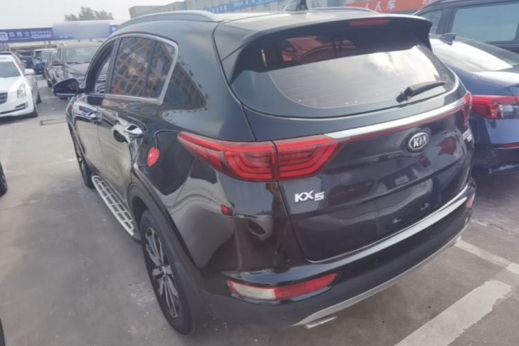 Used Kia KX5 2016 1.6T Automatic Two-Wheel Drive DLX Exterior 2