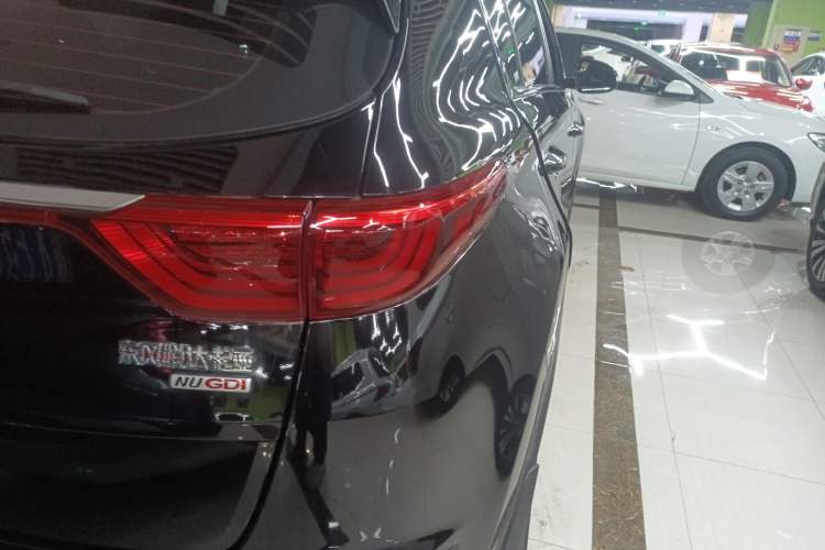 Used Kia KX5 2016 2.0L Automatic 2WD GLS Exterior 3