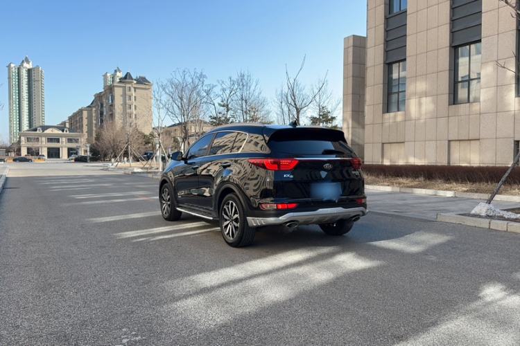 Used Kia KX5 2016 2.0L Automatic 2WD Premium Exterior 7