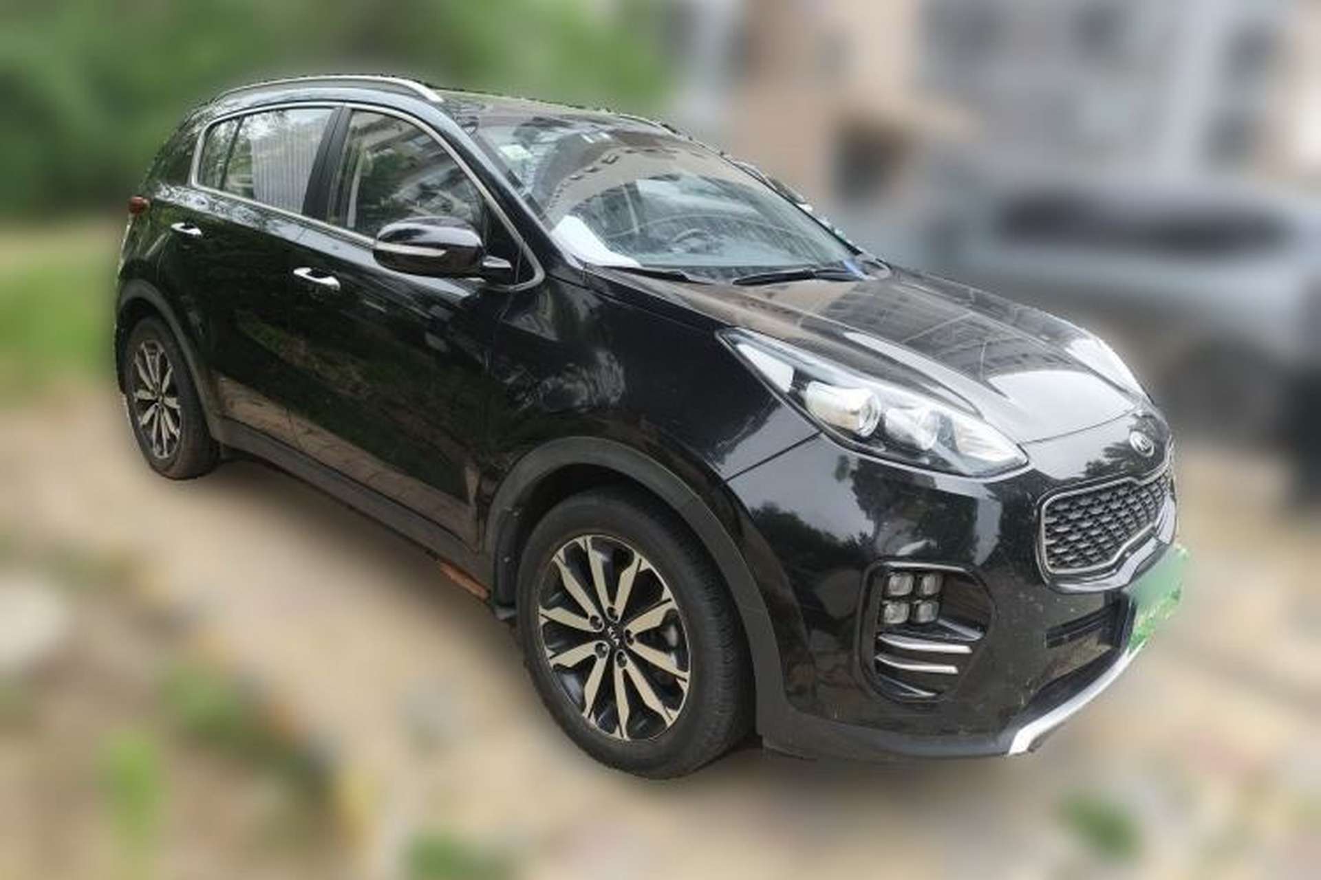 Used Kia KX5 2016 1.6T Automatic Two-Wheel Drive DLX Front Right 45 Deg
