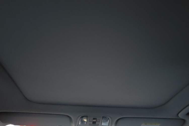 Used Kia KX5 2016 1.6T Automatic Two-Wheel Drive DLX Headliner