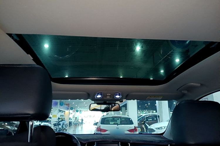 Used Kia KX5 2016 1.6T Automatic Two-Wheel Drive Premium Headliner
