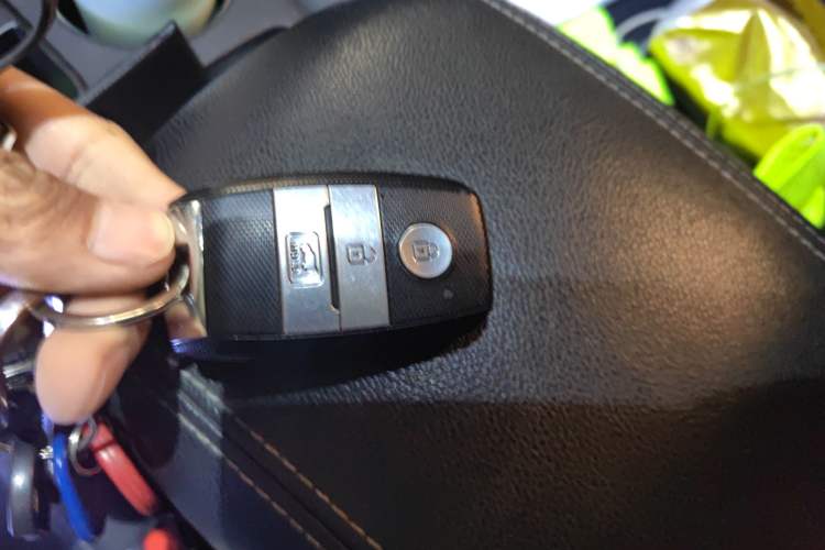 Used Kia KX5 2016 1.6T Automatic Two-Wheel Drive DLX Interior 1