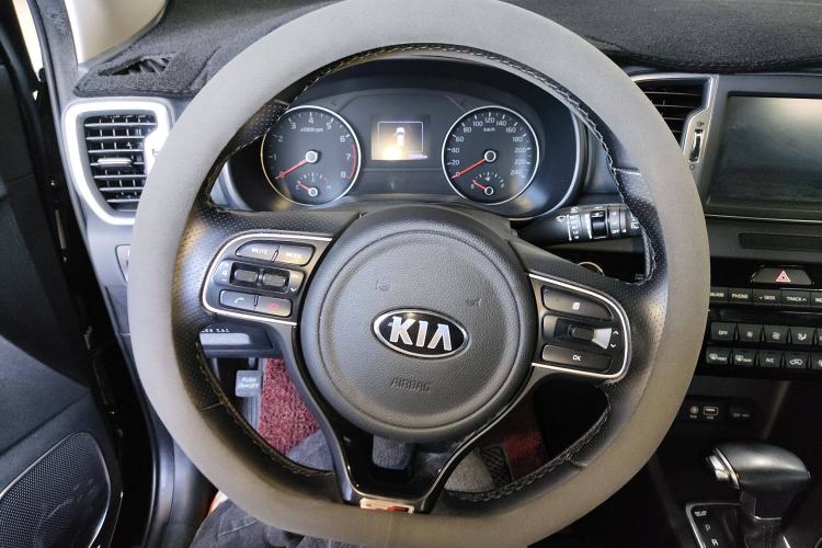 Used Kia KX5 2016 1.6T Automatic Two-Wheel Drive DLX Interior 1