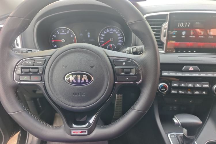 Used Kia KX5 2016 1.6T Automatic Two-Wheel Drive DLX Interior 2