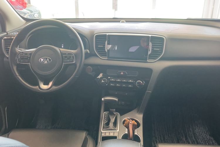 Used Kia KX5 2016 2.0L Automatic 2WD GLS Interior 3