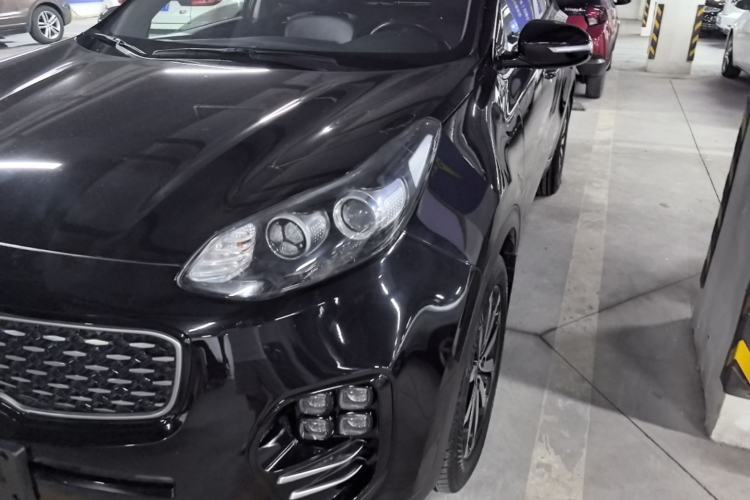 Used Kia KX5 2016 1.6T Automatic Two-Wheel Drive Premium Left Front Headlight