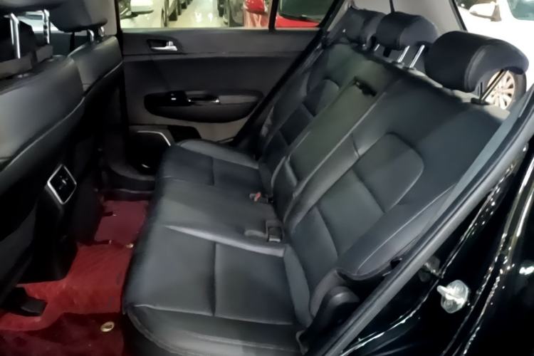 Used Kia KX5 2016 1.6T Automatic Two-Wheel Drive Premium Left Rear Seat