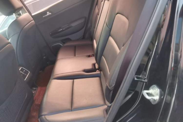 Used Kia KX5 2016 1.6T Automatic Two-Wheel Drive DLX Left Rear Seat