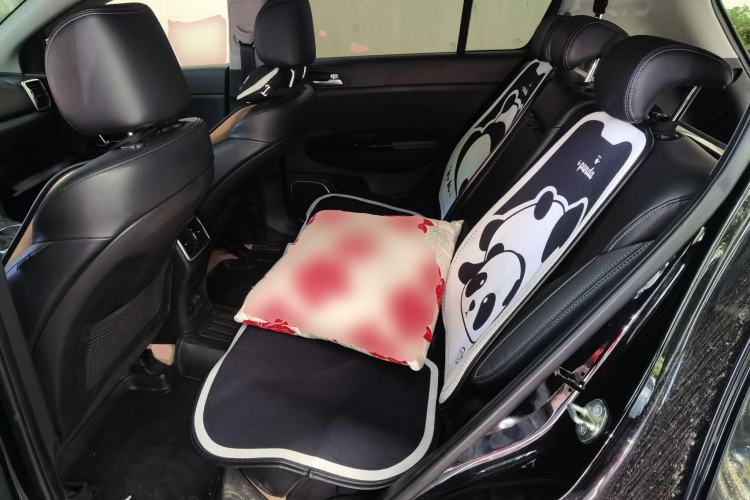 Used Kia KX5 2016 1.6T Automatic Two-Wheel Drive Premium Left Rear Seat