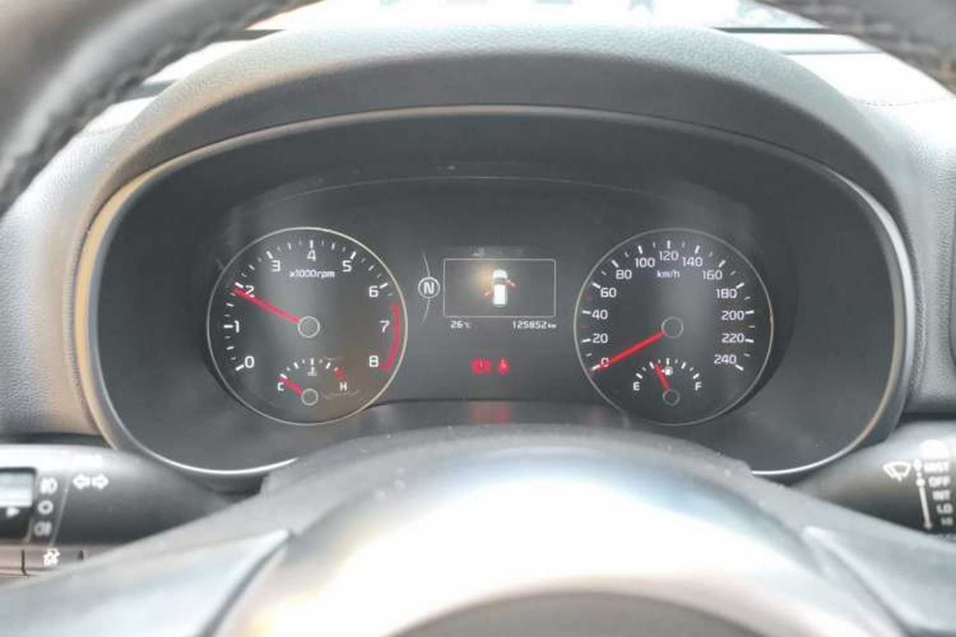 Used Kia KX5 2016 2.0L Automatic 2WD Premium Odometer Close Up