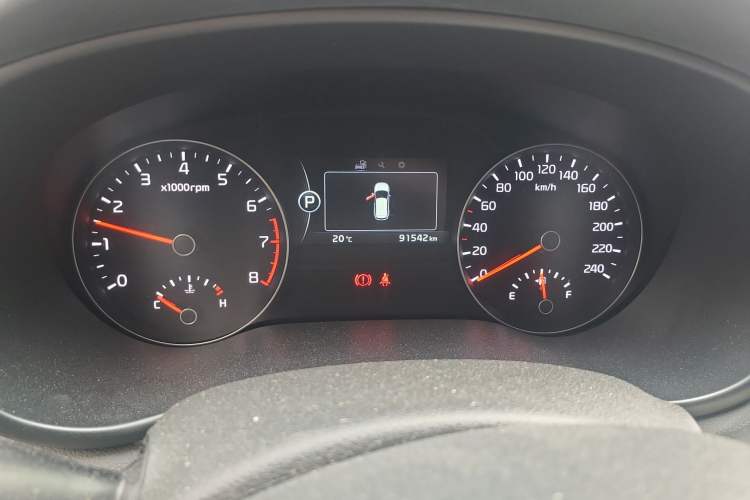 Used Kia KX5 2016 2.0L Automatic 2WD Premium Odometer Close Up