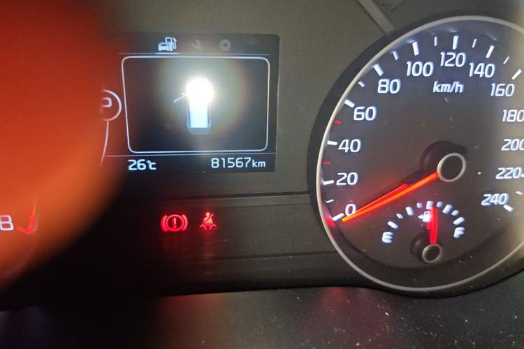 Used Kia KX5 2016 1.6T Automatic Two-Wheel Drive Premium Odometer Close Up