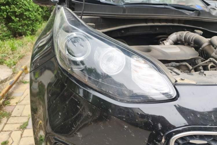 Used Kia KX5 2016 1.6T Automatic Two-Wheel Drive DLX Right Front Headlight