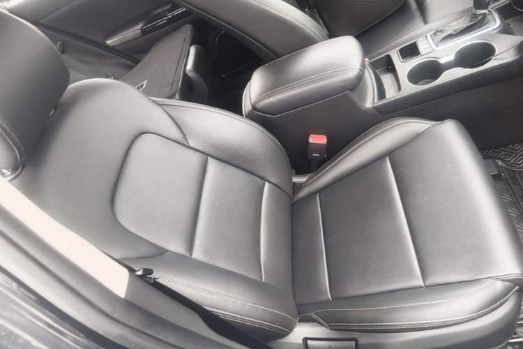 Used Kia KX5 2016 2.0L Automatic 2WD GLS Right Front Seat