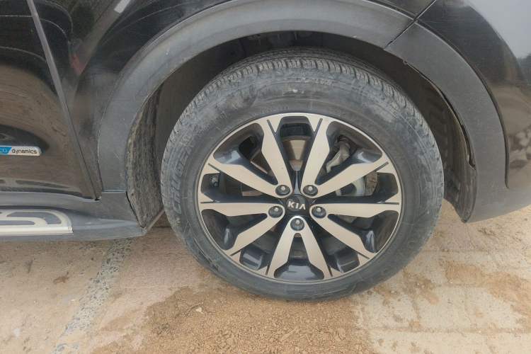 Used Kia KX5 2016 1.6T Automatic Two-Wheel Drive Premium Right Front Wheel Hub