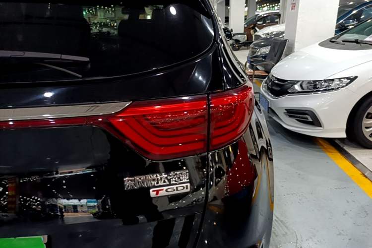 Used Kia KX5 2016 1.6T Automatic Two-Wheel Drive Premium Right Rear Taillight