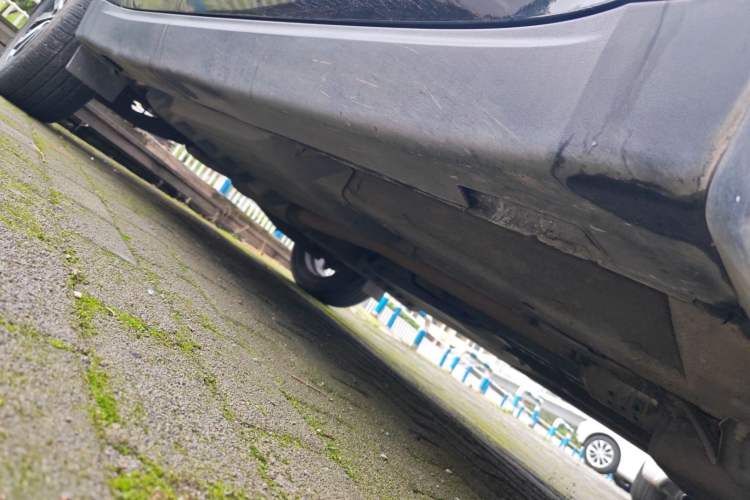 Used Kia KX5 2016 2.0L Automatic 2WD GLS Right Side Sill