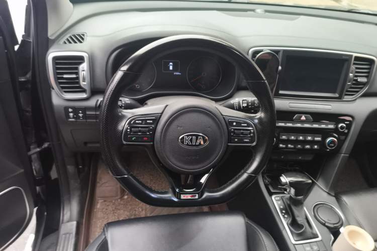Used Kia KX5 2016 1.6T Automatic Two-Wheel Drive DLX Steering Wheel