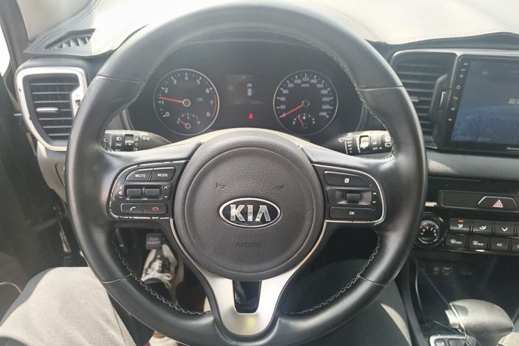 Used Kia KX5 2016 2.0L Automatic 2WD GLS Steering Wheel