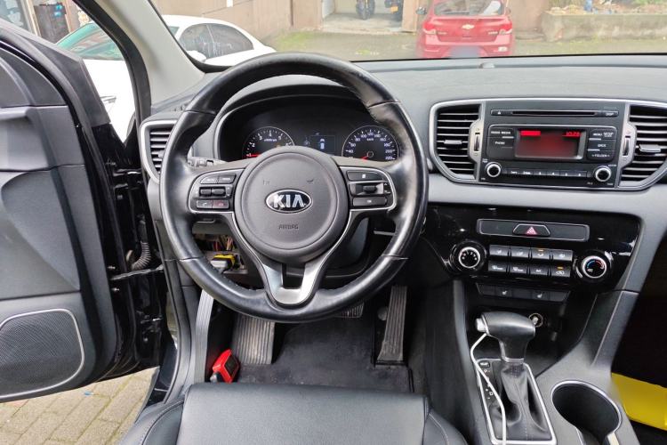 Used Kia KX5 2016 2.0L Automatic 2WD GLS Steering Wheel