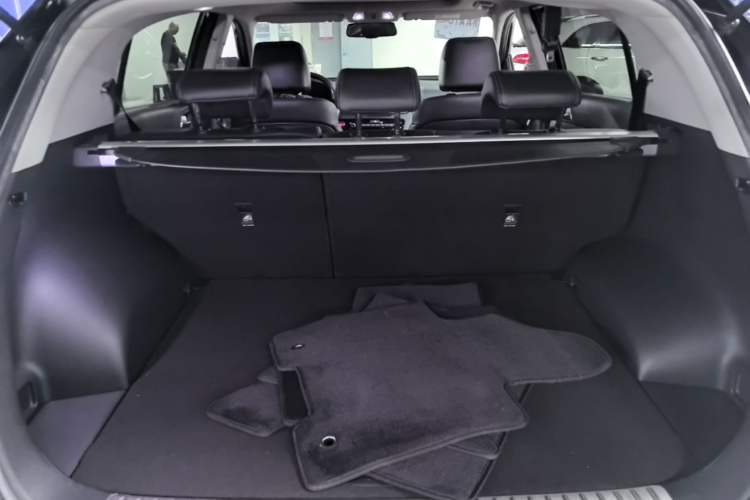 Used Kia KX5 2016 1.6T Automatic Two-Wheel Drive Premium Trunk