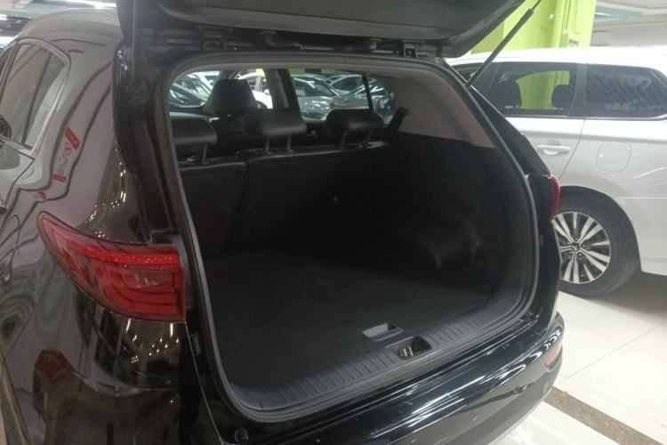 Used Kia KX5 2016 2.0L Automatic 2WD GLS Trunk