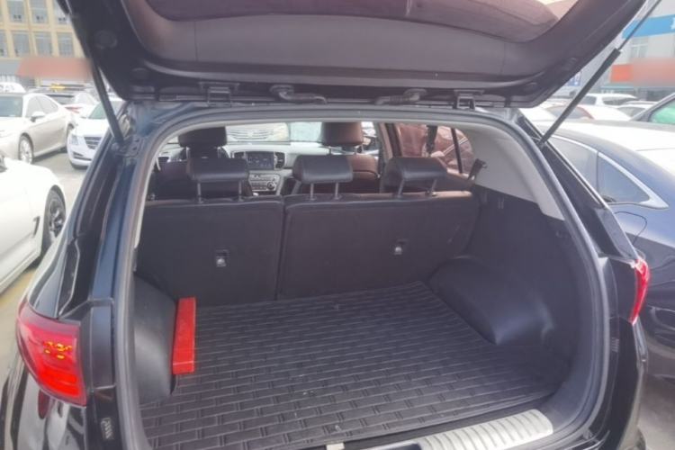 Used Kia KX5 2016 1.6T Automatic Two-Wheel Drive DLX Trunk