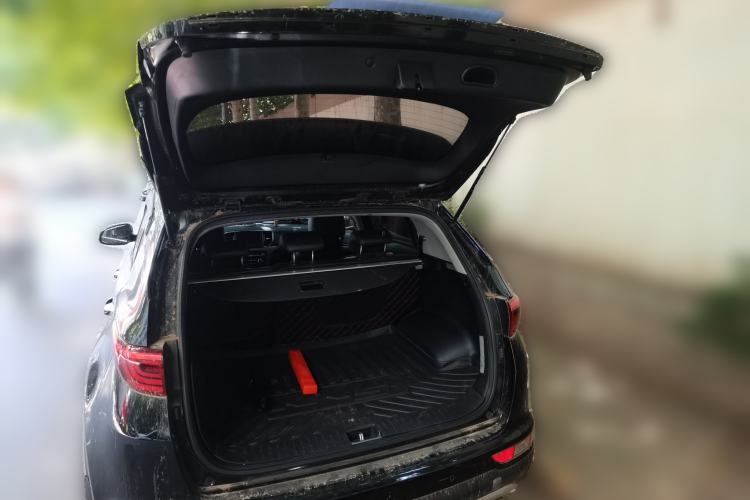 Used Kia KX5 2016 1.6T Automatic Two-Wheel Drive Premium Trunk