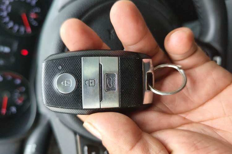 Used Kia KX5 2016 1.6T Automatic Two-Wheel Drive DLX Vehicle Key
