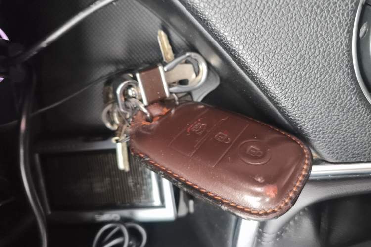 Used Kia KX5 2016 1.6T Automatic Two-Wheel Drive DLX Vehicle Key