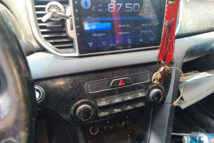 Used Kia KX5 2016 2.0L Automatic 2WD GLS Audio And AC Panel